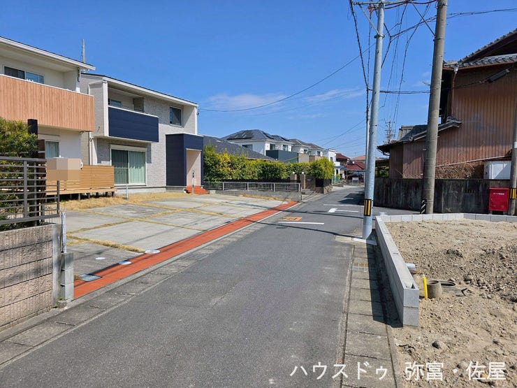 北西側公道幅員約4.0m☆