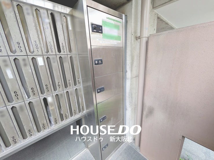 ■留守の時でも荷物を受け取れる24時間対応の便利な宅配ボックス完備!