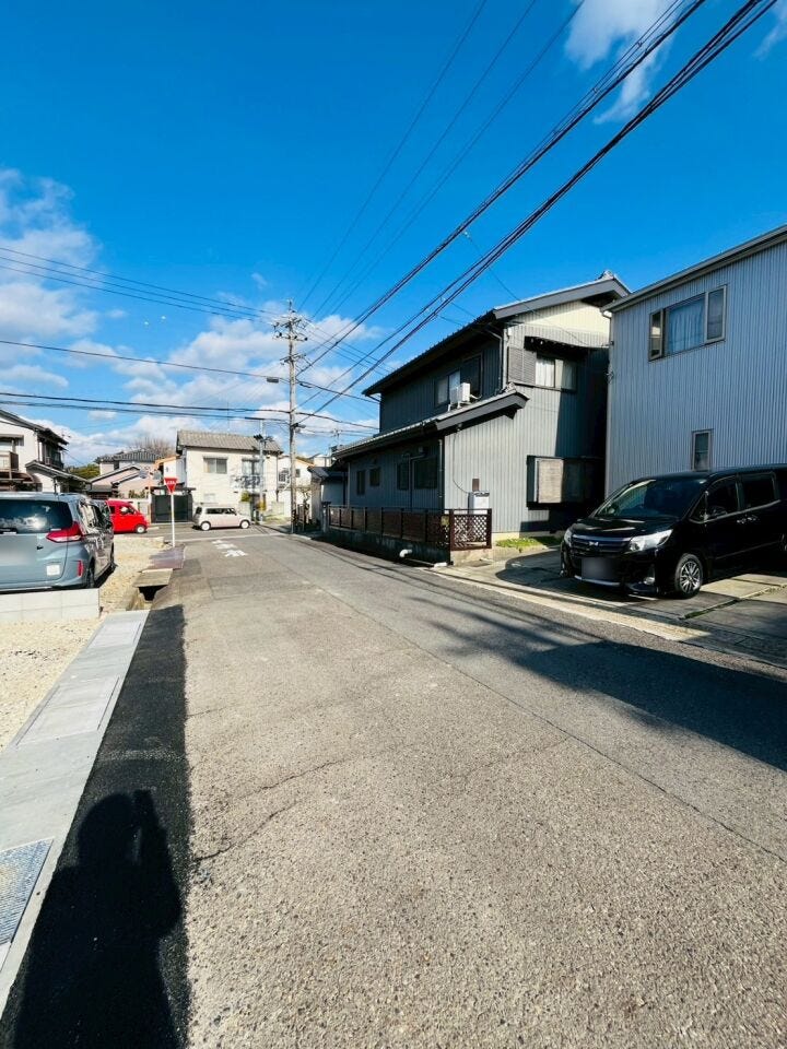 【夢のマイホーム購入、皆さん完成前に購入されています!】
後悔をしないためにもライバルの少ない完成前物件の検討をされてみてはいかがでしょうか?