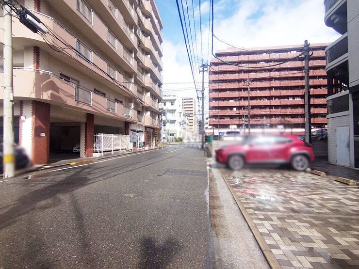 トーカンマンション三萩野 駅チカ♪角部屋♪2面バルコニー♪コンビニ・ドラッグストアまで徒歩約3分♪