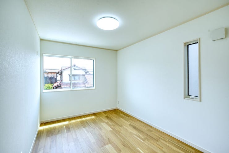 2階6.5帖洋室です。