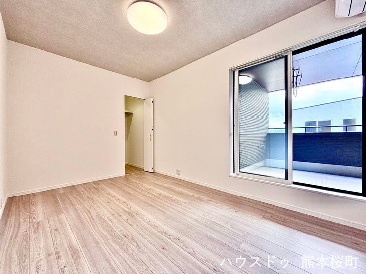 ■2階6.8帖洋室■心からリラックスできる静けさ、上質な眠りで、毎日をリセットします。明日への活力を養う空間です。