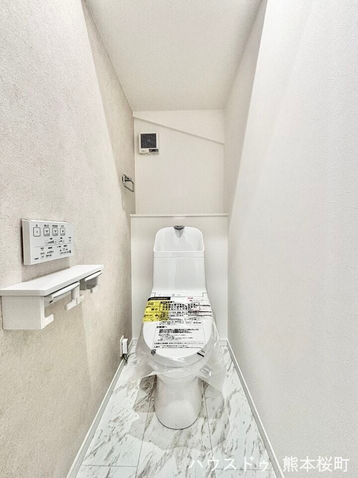 ■一人になれる安らぎの場所■清潔さと静けさを両立した空間。心落ち着くひとときを過ごせる、プライベートなレストルームです。