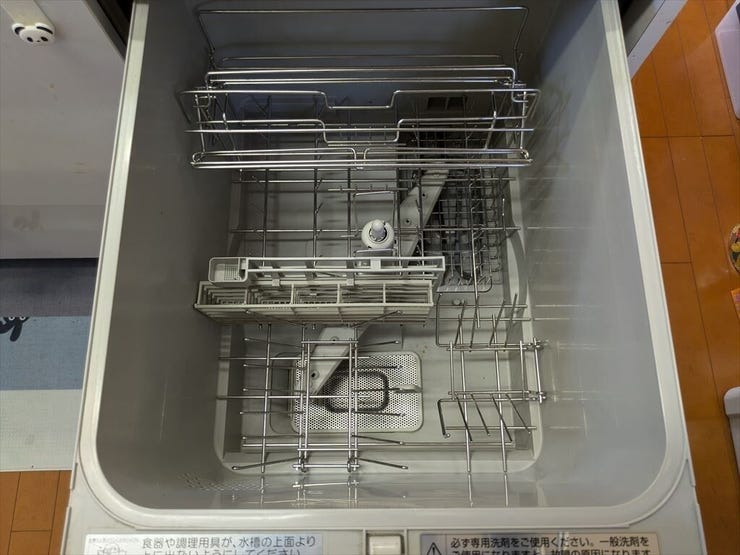 キッチンには人気の食洗機を搭載!
日々の家事の手間を低減してくれます。