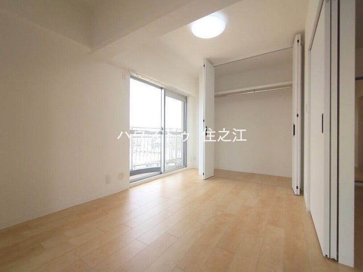 十分な広さが確保されております。主寝室やお子様のお部屋としてもおすすめ (売主購入時写真)