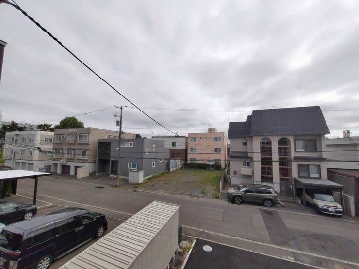 《眺望写真》
落ち着いた雰囲気の住宅地です。