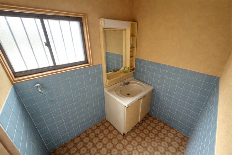 ※空室をイメージしCG加工したものです。
画像は実際の室内写真と間取り図から再現した「室内イメージ」で実際とは多少異なります。