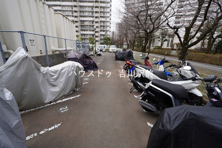 バイク置場