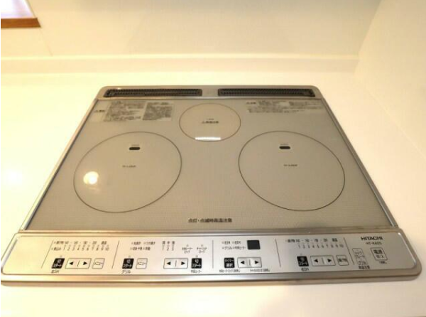 お手入れが楽ちんなIHクッキングヒーター♪