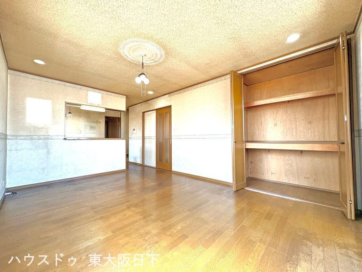 2階LDK15帖:家族と過ごすひと時を溢れる光が優しく包み込むリビングダイニング♪家族とともに、心穏やかに過ごすことができます♪