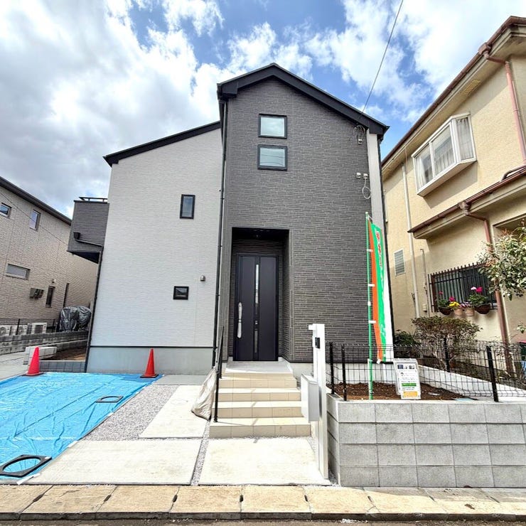 【外観】
狭山市水野新築分譲全2棟駅徒歩14分オール電化快適生活広々間取り駐車場完備人気エリア安心の住環境!!