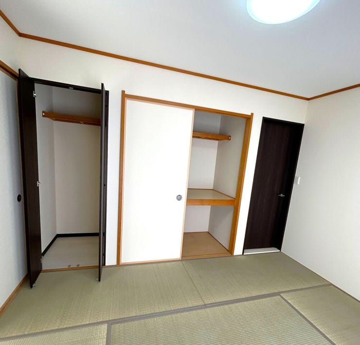 お布団収納にも便利な押し入れ