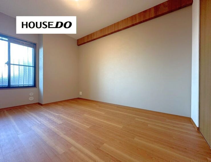 シンプルで家具配置のしやすい洋室は、主寝室にも子ども部屋にもおすすめ。自分らしい空間づくりを楽しめます。