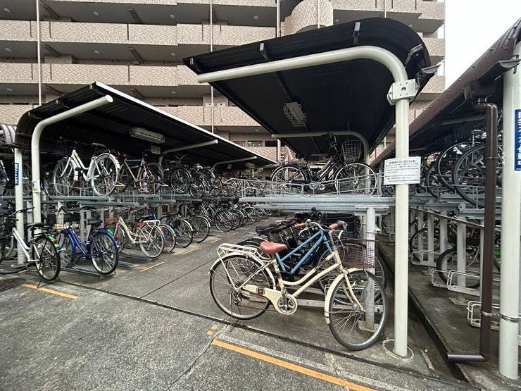 共用部はすっきりと整えられており、毎日の移動も安心感のある印象。