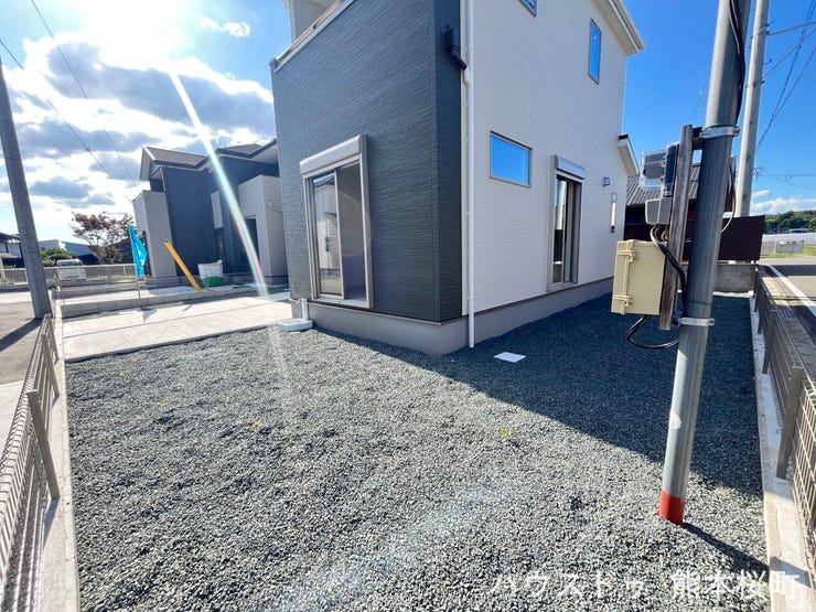■遊びと安らぎの多目的空間■子どもが安全に遊べ、ペットと触れ合い、大人も自然に癒やされる、暮らしを彩るスペースです。