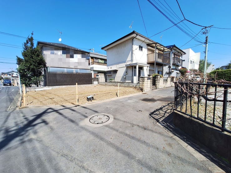 西側道路からの現地写真