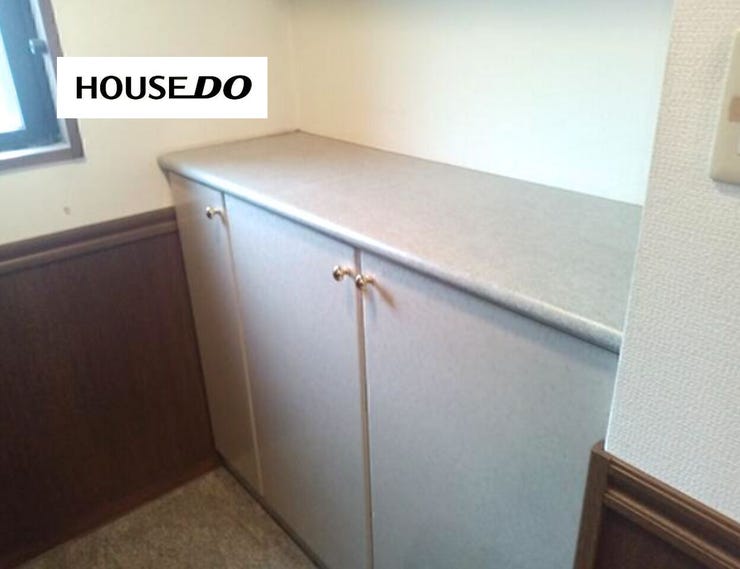 シューズボックス付きで玄関まわりもすっきり。気持ちよくお客様を迎えられます。