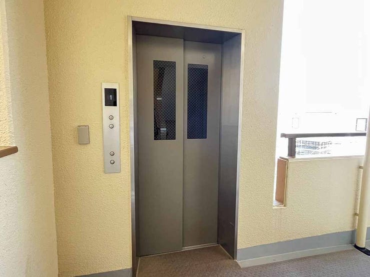 【Elevator】
エレベーターです。
重い荷物や沢山お買い物した際も安心ですね。