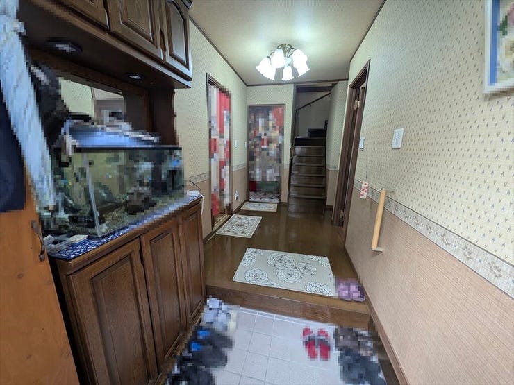 天井までの高さがあるたっぷり玄関収納。