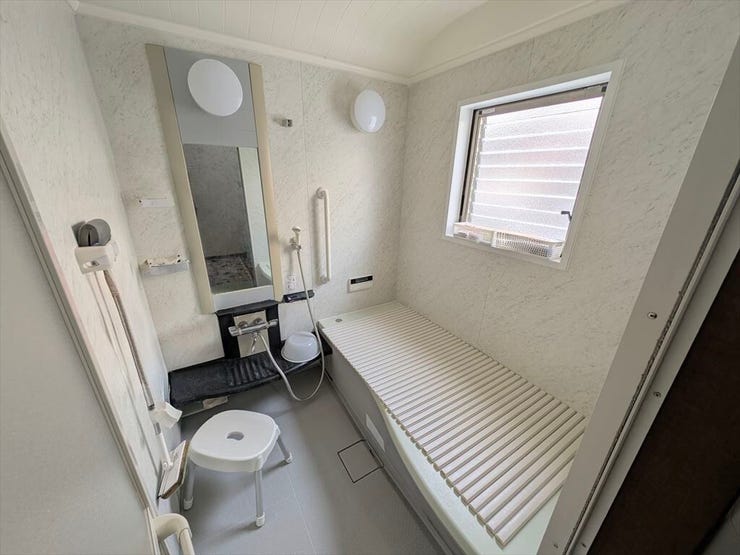 追い炊き機能が付いた経済的なユニットバス