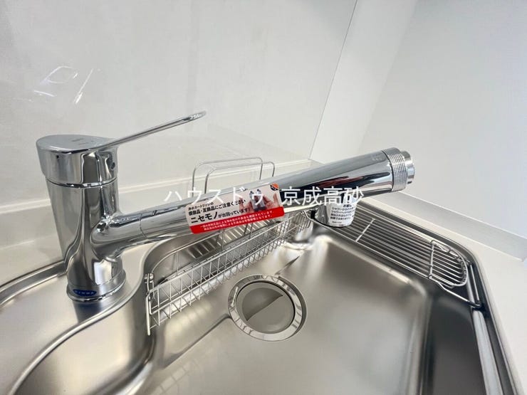 来訪者の確認をして対応出来るTVモニター付インターホン!お子さまのお留守番にも安心ですね!