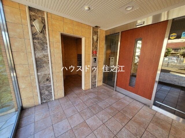 ★オートロック完備で防犯対策もしっかりしております♪