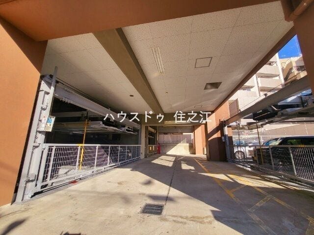 ★駐車場も区画数を多くご用意。空き状況の確認はお気軽にお申し付け下さい。
