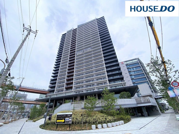 【外観】
JR三ノ宮駅・阪急神戸三宮駅から徒歩15分のRC(鉄筋コンクリート)造の27階建地下1階付♪2023年2月完成の制震構造タワーマンション☆ペット飼育可(規約制限有)☆セキュリティ・共有施設充実☆