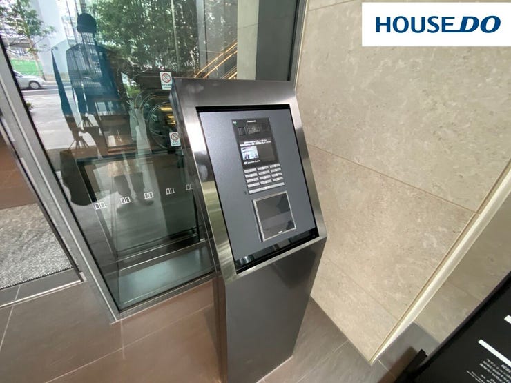 オートロックで防犯面も安心♪ハンズフリーキーなので子どもを抱いていたり、両手が買い物袋でふさがっていても楽に開けることができます☆