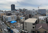 7階部分ならではの開放感ある眺望。遠くまで見渡せる抜け感が魅力で、日々の暮らしを彩ります。