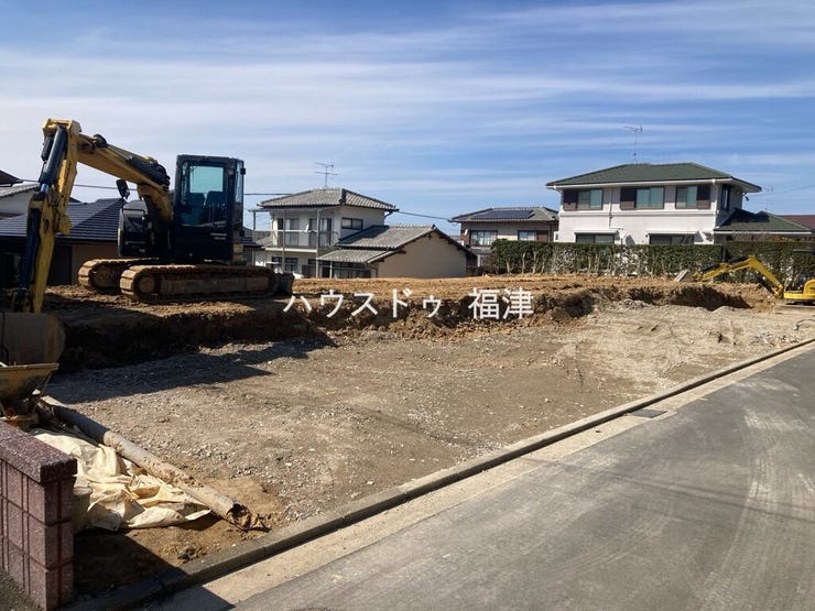 全3棟の分譲となっており、
それぞれ間取りや特徴が異なります。
ご家族構成や暮らし方に合わせて、
お好みの一邸をお選びいただけます。
《福岡市東区美和台5丁目 新築戸建》