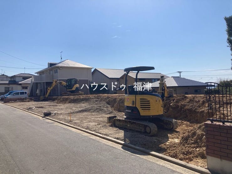 全3棟の分譲となっており、
それぞれ間取りや特徴が異なります。
ご家族構成や暮らし方に合わせて、
お好みの一邸をお選びいただけます。
《福岡市東区美和台5丁目 新築戸建》