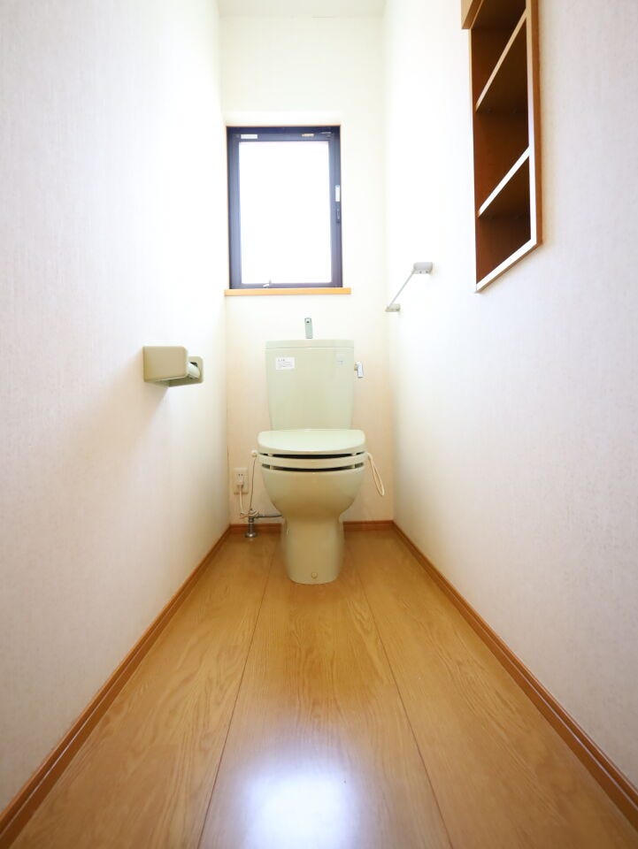 2か所トイレがございますので、朝のトイレ渋滞も解消!