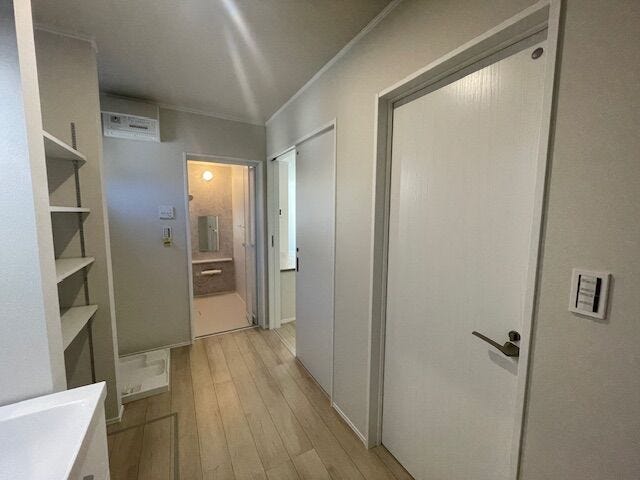 広々とした掃除のしやすい洗面所です♪