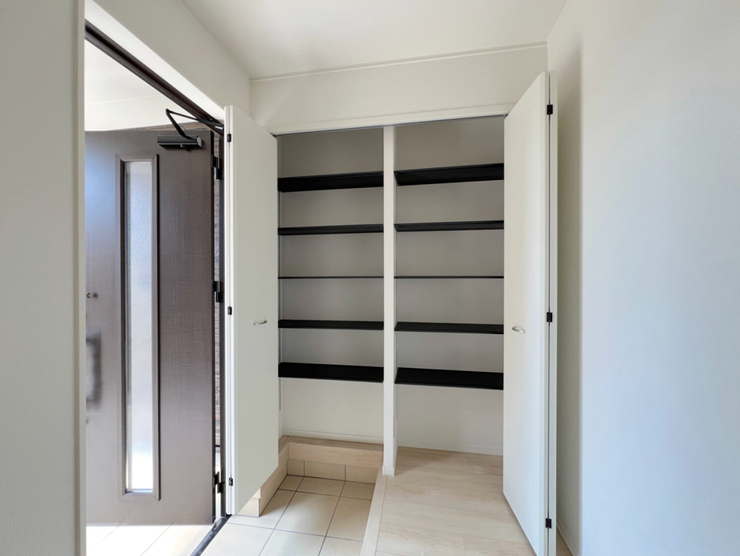 収納も豊富です。