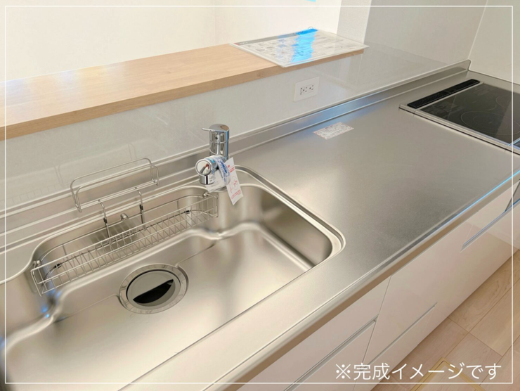 お手入れしやすいステンレスシンクとIHで、快適なキッチン空間。