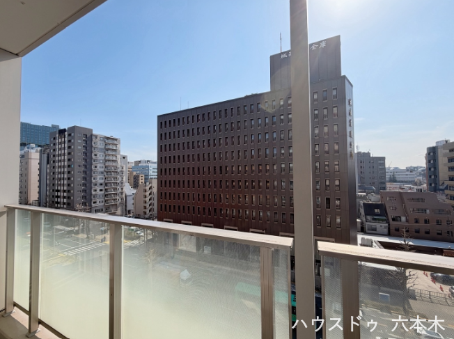 都心を望む開放的なバルコニービュー