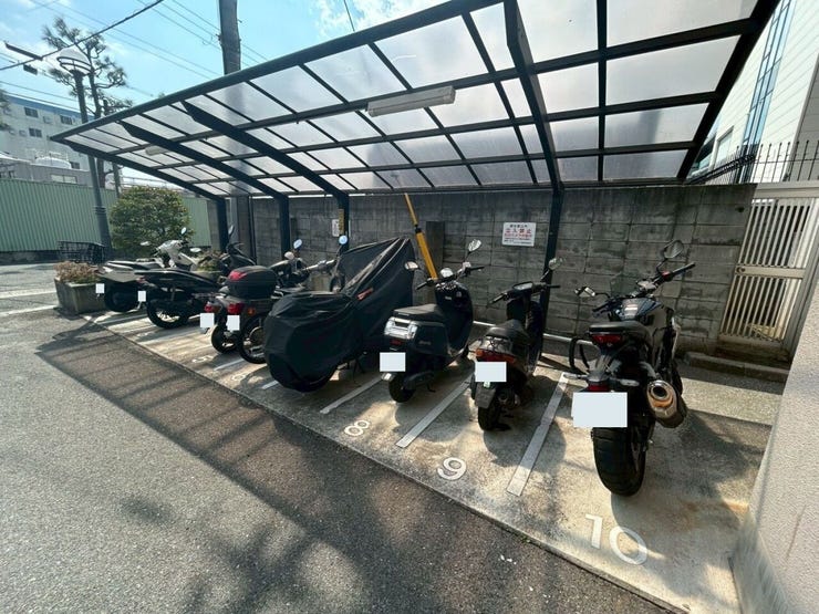 バイク置き場