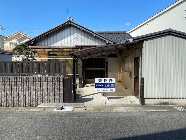 解体更地渡し・確定測量後渡しです。