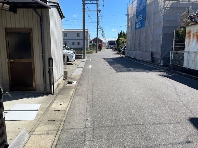 気になる方は、ご案内させていただきます。
お気軽にお問い合わせください。
お問い合わせは「ハウスドゥ 清須」まで!
名鉄新清洲駅から西へ。十六銀行さんの前です!