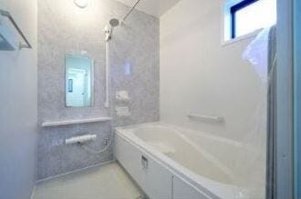 毎日の疲れを癒してくれる浴室乾燥機付きです。