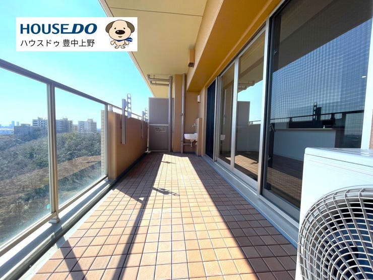 スロップシンク付きの広々バルコニー!