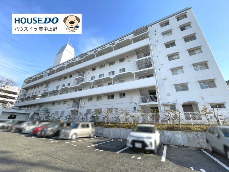 北大阪急行南北線「箕面船場阪大前」駅徒歩4分!道をはさんで向かいにはスーパーや公園があり、快適な生活環境となっています♪