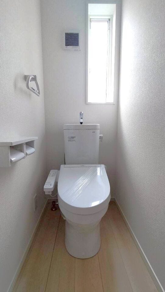 2階にもトイレがあり、朝の混雑の解消にも役立ちます