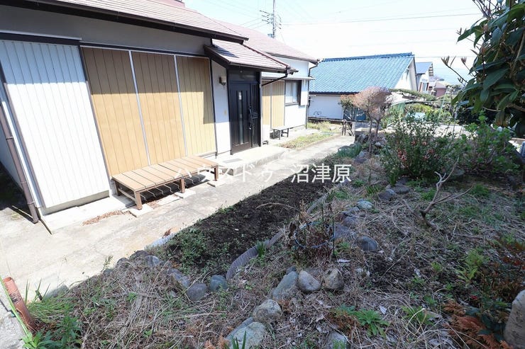 畑もある広々お庭