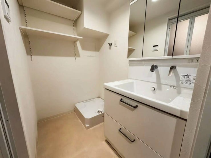 2025年9月にリフォーム済みです!
収納が多めなのでスッキリ片づけられます!