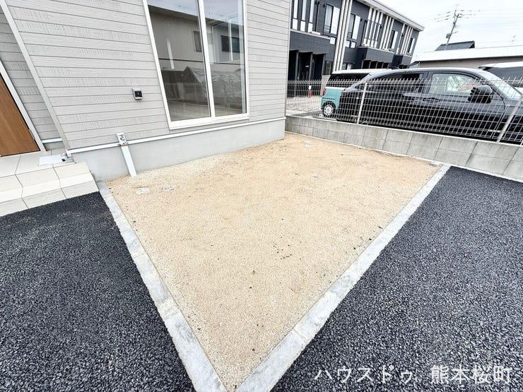 ■□■遊びと安らぎの多目的空間■□■子どもが安全に遊べ、ペットと触れ合い、大人も自然に癒やされる、暮らしを彩るスペースです。