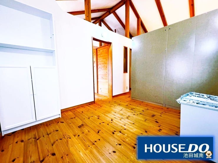 温もりたっぷりの無垢材♪♪