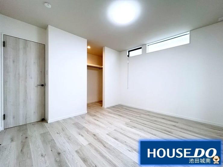 ウッド仕様の落ち着いた雰囲気で♪♪