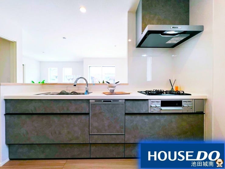 シックでお洒落なグレー調のキッチンです♪♪